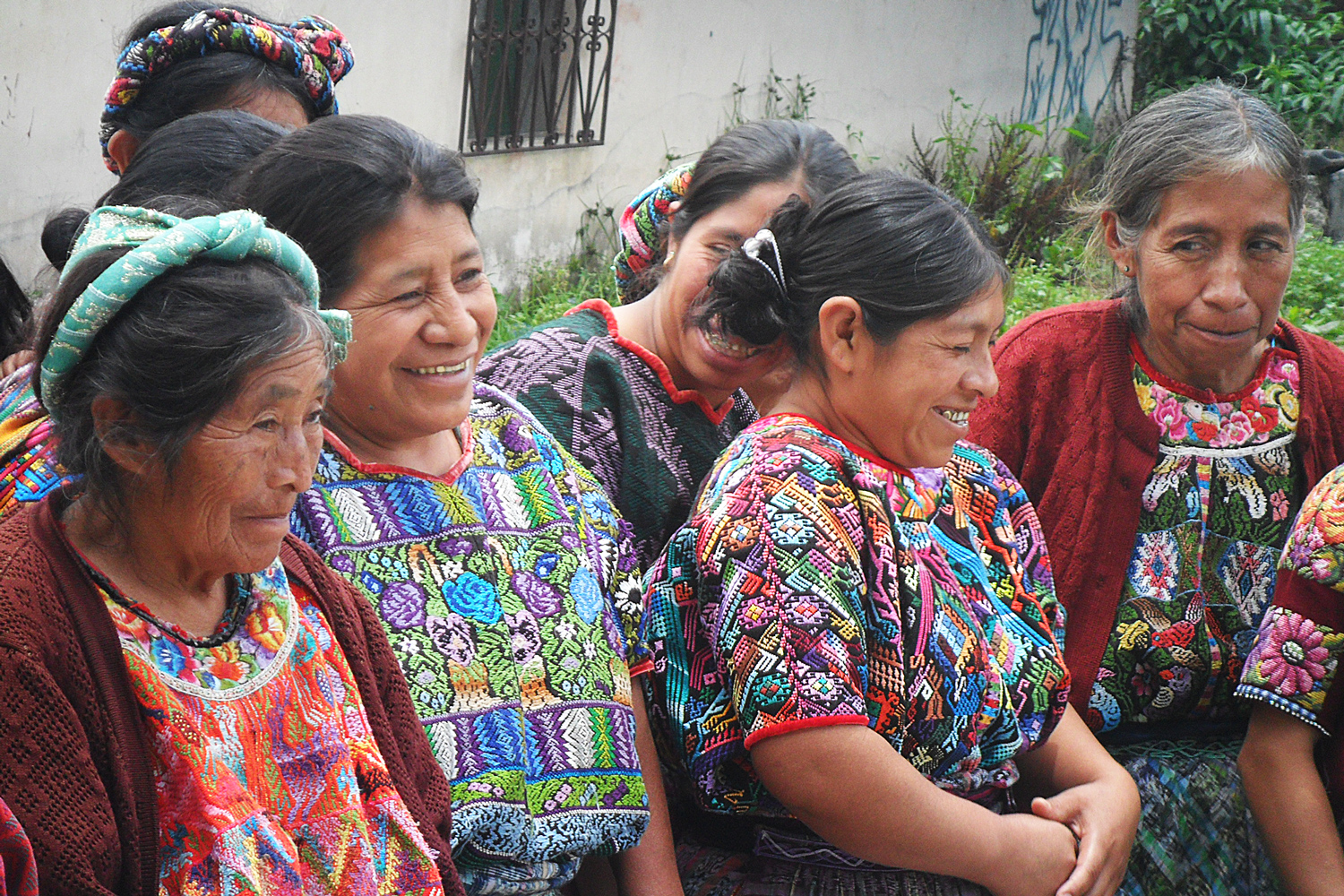 Weave artisans of the New Alliance Association